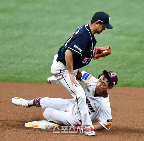 두산도 KS 선구매 티켓 온라인 재판매 물의 확인, 사과와 재발방지 약속