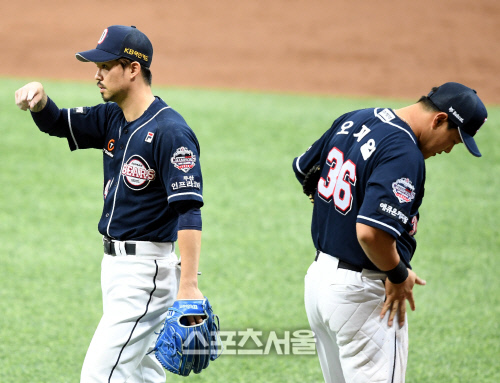 [포토] 오재원 '비디오 판독 해 보죠'