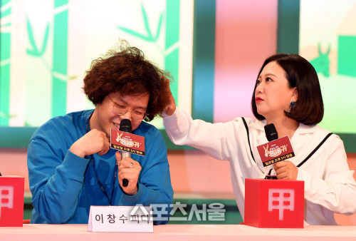 [포토] 김숙 '머리 좀 어떻게 해봐요'