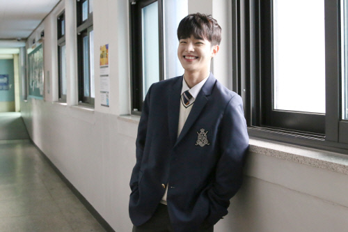 신예 유정우, '라이크' 연하남 매력으로 '新웹드요정' 굳히기