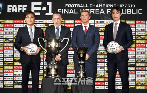 [포토]EAFF E-1 챔피언십 기자회견, 많은 응원 부탁드립니다!