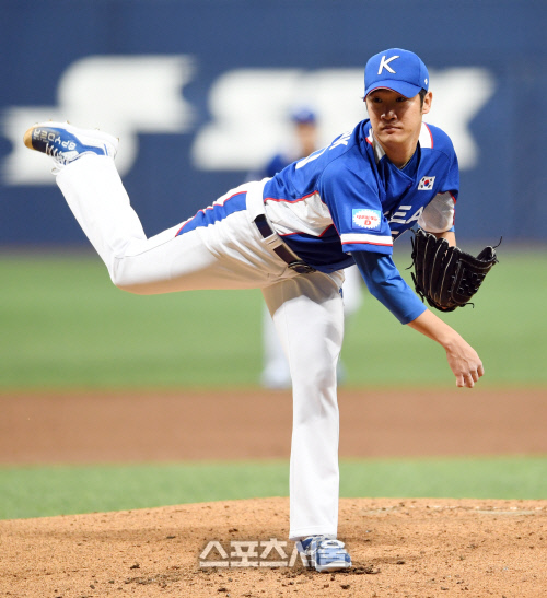 [포토]박종훈, 푸에르토리코와의 2차 평가전 선발 등판
