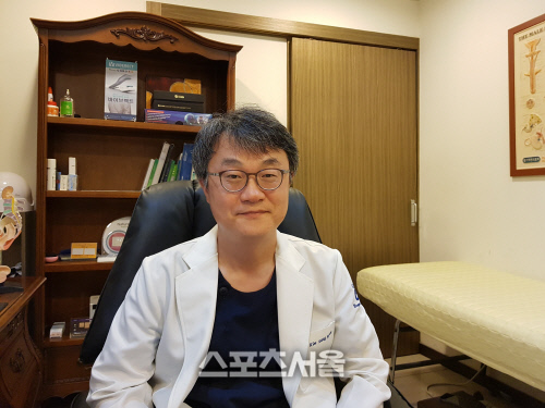 [Doctor's Say] "가격 낮아진 발기부전 체외충격파, 필수 치료법 될 것"