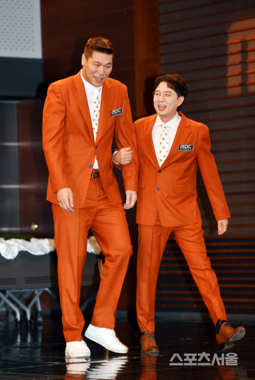 편애중계 다정한 붐과 서장훈[포토]