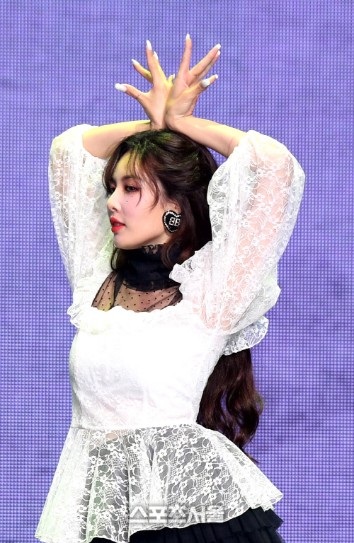 [포토]현아, 꽃처럼!