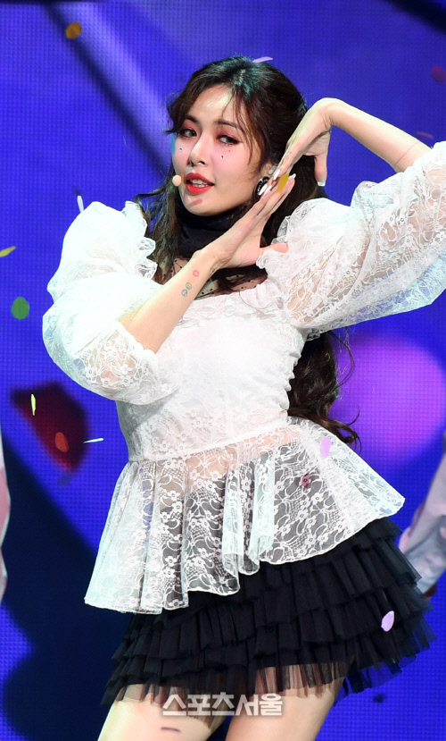 [포토]컴백 싱글 발표 현아, 매력 발산!
