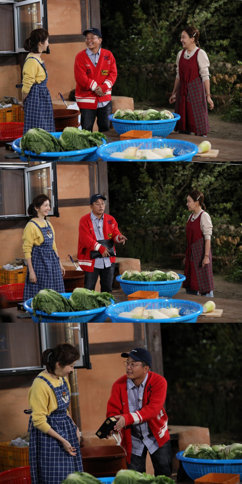 '자연스럽게' 김준호, 전인화에 깜짝 선물로 보인 팬심 "모두의 로망이었지"