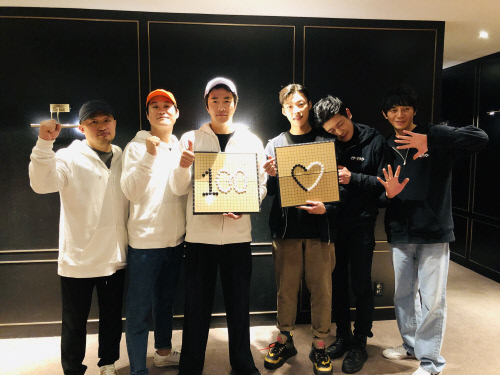 바둑돌 100만 하트