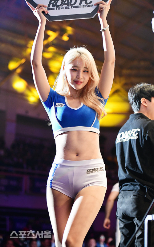 'S라인의 정석'로드걸 임지우, 22인치 잘록한 허리를 가진 이기적인 그녀![포토]