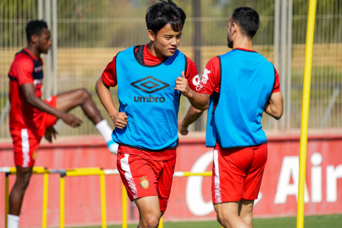 라리가 데뷔골 구보, 유럽 4대리그 日 선수 최연소 득점