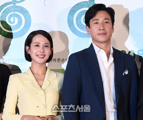 [포토] 포토타임 갖는 \'기생충\' 출연진들