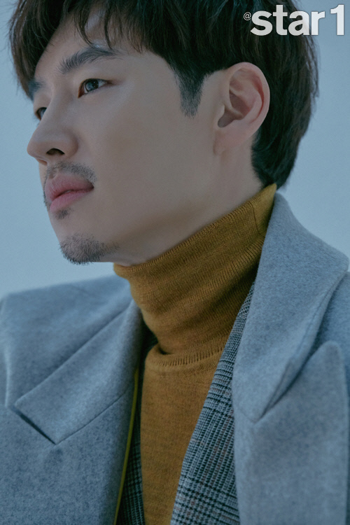 [★화보]이제훈 "격정 멜로, 할 기회 온다면 꼭 해보고파"