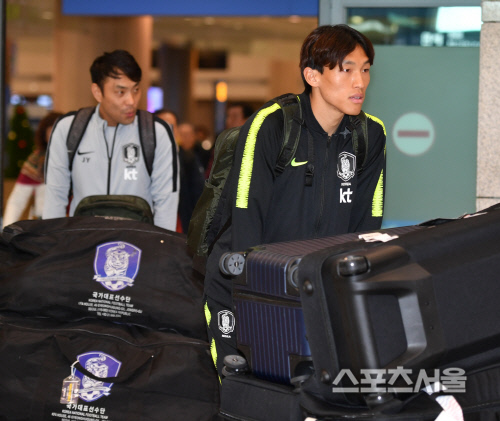 [포토]평가전 마치고 귀국하는 김승규