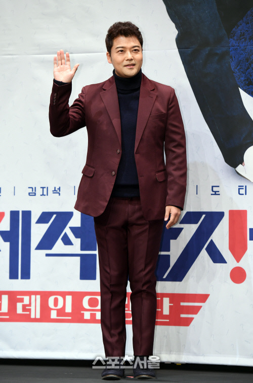 [포토]\'문제적 남자\' 전현무, \'이혜성과의 열애 축하 감사\'