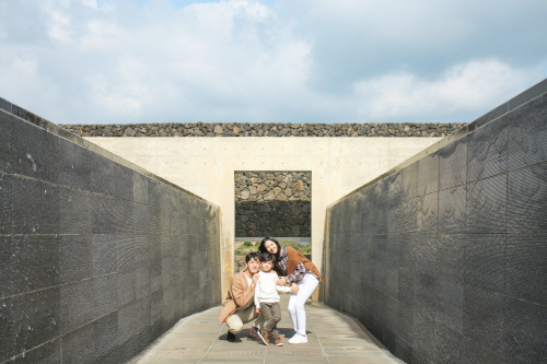 '떠나요 제주도 푸른 밤 아래로' 휘닉스 제주 3종 패키지 출시