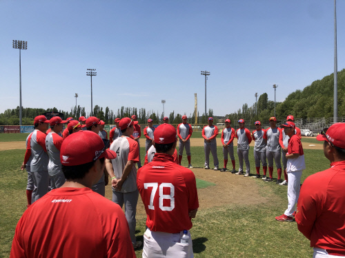 캔버라 유망주 캠프 종료