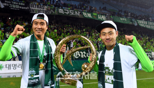 [포토] 이동국-문선민 '우리가 챔피언'