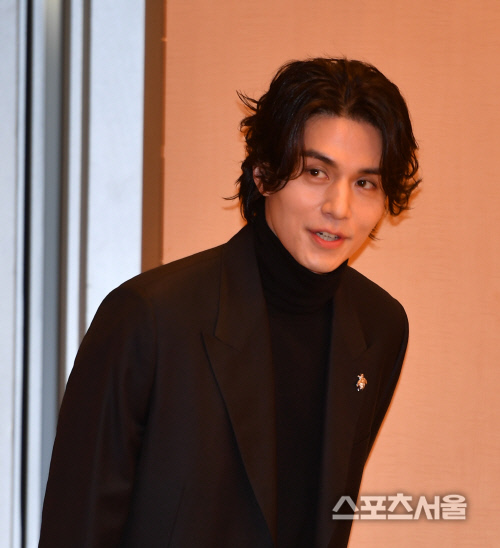 [포토]자기 이름 내건 '토크쇼' 이동욱