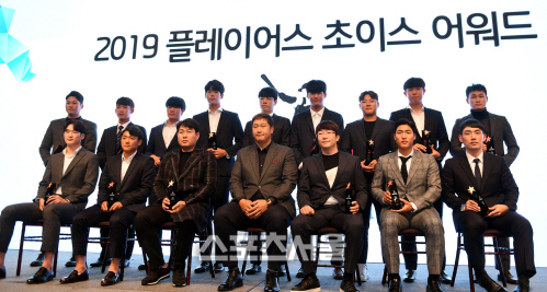 [포토] '플레이어스 초이스 어워즈' 영광의 수상자들