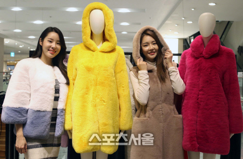 [포토] 신세계百, 인조모피 전문 브랜드 '레몬플랫' 선봬