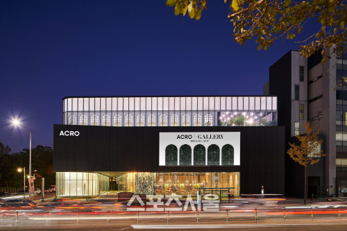 대형 건설사들, 아파트 전시한 ‘갤러리’ 각축전