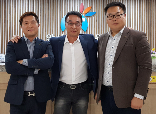 이용복대표와이성억원장,이재훈총감독