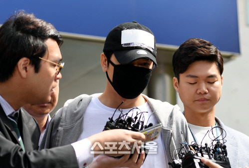 '성폭행 혐의' 강지환, 징역 2년6개월 집유 3년 선고