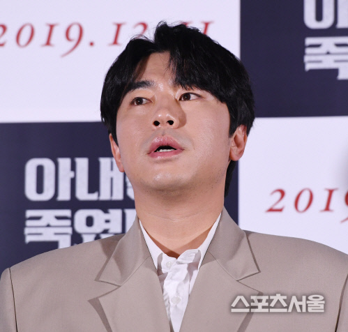 [포토] 이시언, 설레는...언론시사회...