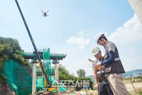 1. 한화건설 드론을 활용한 안전관리