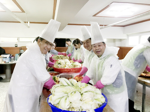 보도_부산 웨스틴조선호텔_사랑의 김장 나눔 (3)