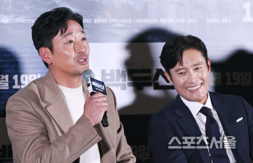 [포토] 하정우, 이병헌은 알랭 들롱 젊은 시절 같은...?