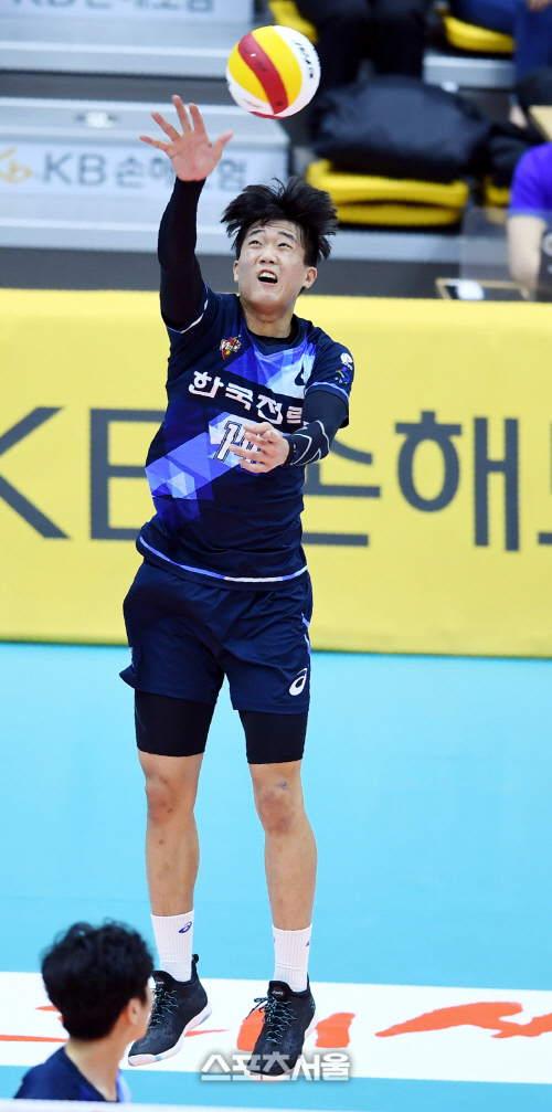 [포토] 구본승 '침착하게 서브'