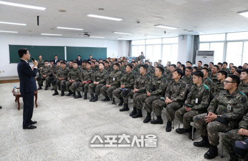 양승조 충남지사, 육군훈련소 위문 및 소통 행보