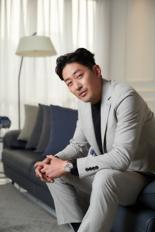 하정우 "대작 주연배우 부담감, 작은영화 갈증..로코 하고파"[SS인터뷰②]