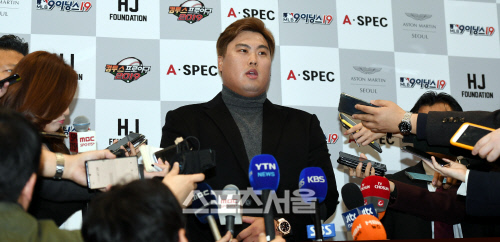 [포토] 류현진 \'올 시즌 성과는 몸상태와 평균자책점\'