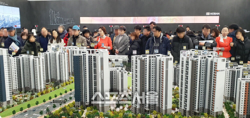 위례 호반써밋 송파 홍보관 내부 모습 (3)