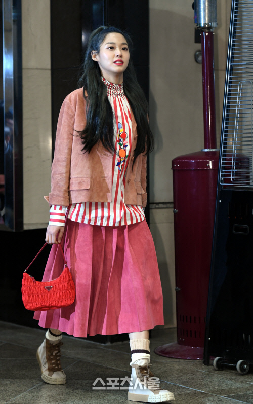 [포토] 설현, 입장도 귀엽게