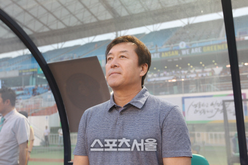 안산 그리너스 FC 사령탑 임완섭 감독 전격 사퇴