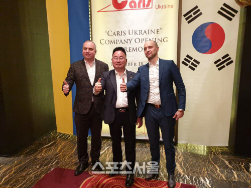 카리스 가드레일, 우크라이나 전역에 깔린다