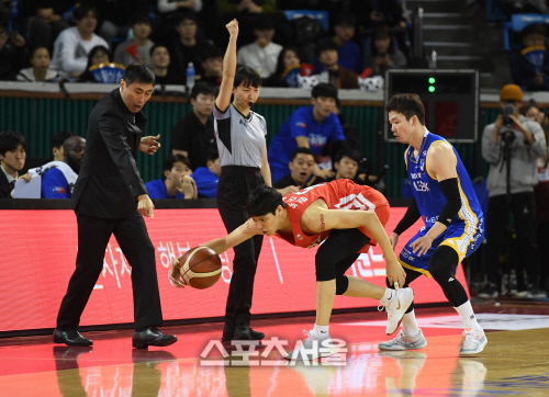 [포토]이상민 감독, 나갔잖아요!