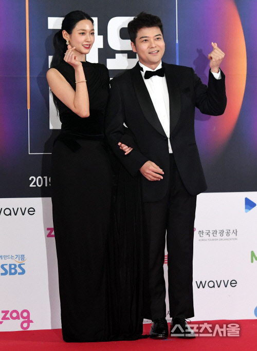 [포토] 설현-전현무, 잘...어울리나요?