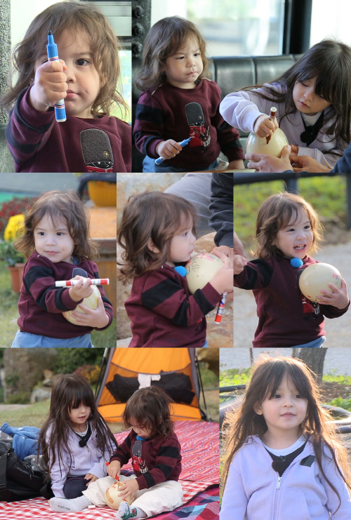 '슈퍼맨' 건후, 동생 보기 예행연습? 선물받은 타조알에 애정 가득