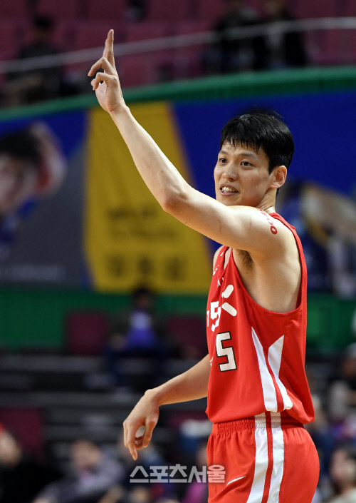 "SK는 이런 팀이다" 2연패 끊은 주장 김선형의 '자신감'