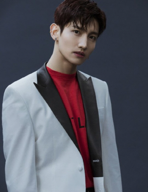 최강창민, 비연예인 여성과 열애 중…아시아 흔든 첫 공개 열애[종합]