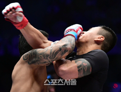 로드FC 10대 뉴스-최원준 5초 KO승