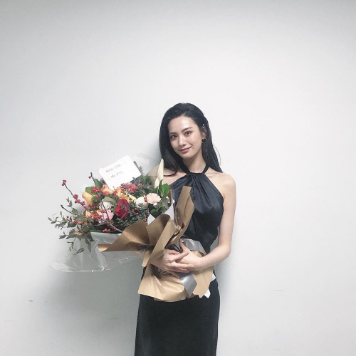 "계속 노력하고 고민하겠다"…나나, '2019 KBS 연기대상' 미니시리즈 부문 우수상