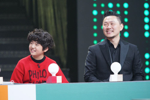 '슈가맨3' 필구 김강훈 "최근 여자친구와 잠깐 헤어졌다"...깜짝 고백