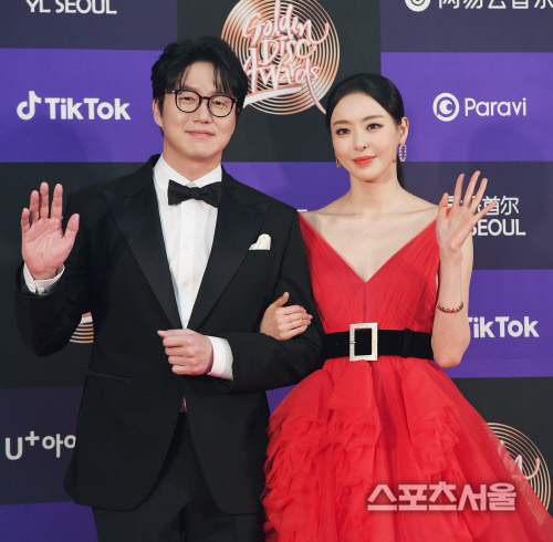 [포토] 성시경-이다희, 환상의 MC 커플~!