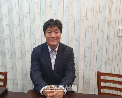 이임생 감독의 작심 발언 "선수 영입 현실적으로 어려워…타가트 이적도 열려 있다"