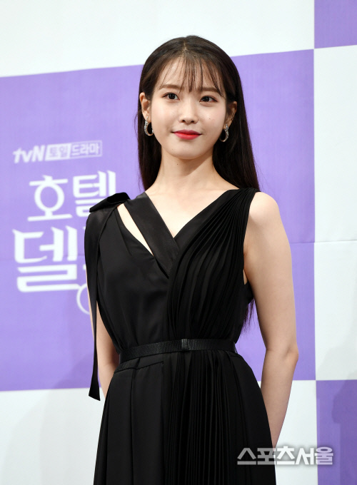 [포토] 아이유, 심쿵 미소